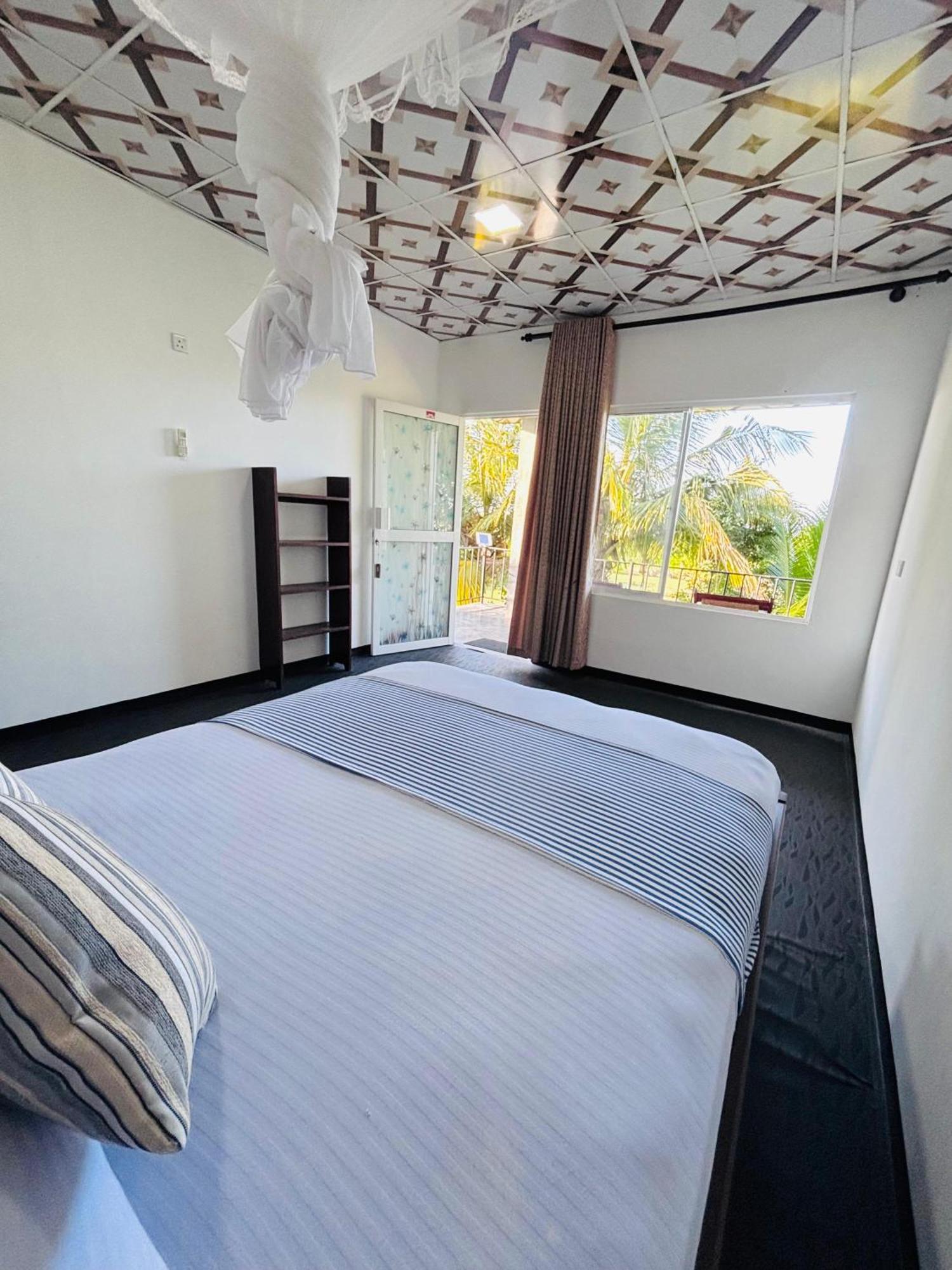 Werala Beach Resort Калпития Экстерьер фото
